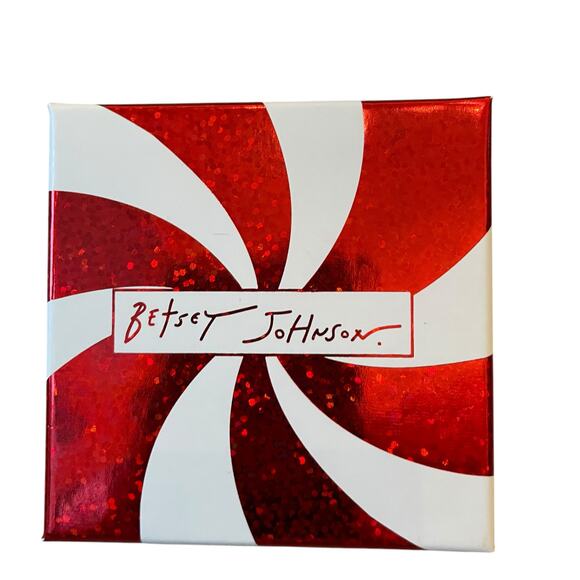 Betsey Johnson Red Rhinestone Bow Ring Size 7 Stretch Band Holiday Bling New - Picture 4 of 15